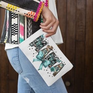 Mama Zipper pouch  for makeup